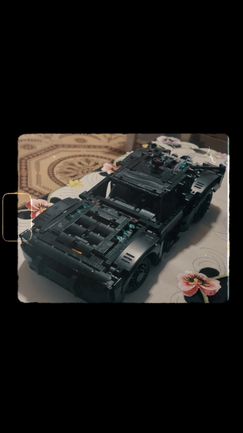 LEGO Technic The Batman - Batmobile 42127 - photo 2