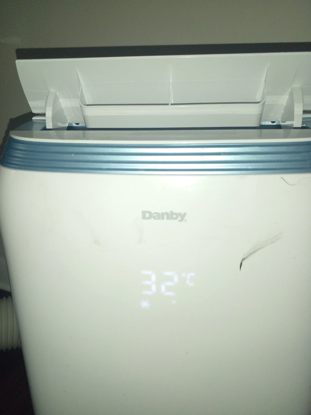 Danby Portable Air Conditioner - photo 3