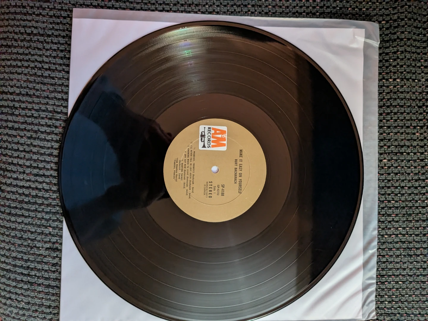 Burt Bacharach – Make It Easy on Yourself Vinyl LP - photo 3
