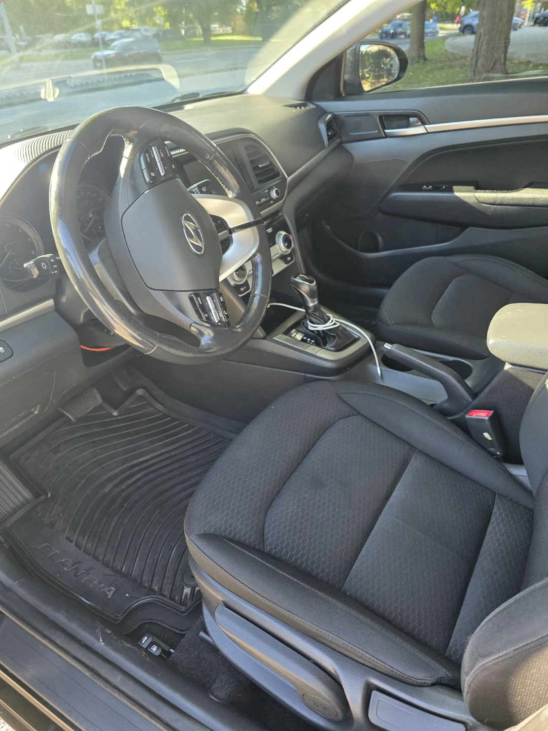 Black Hyundai Elantra - photo 4