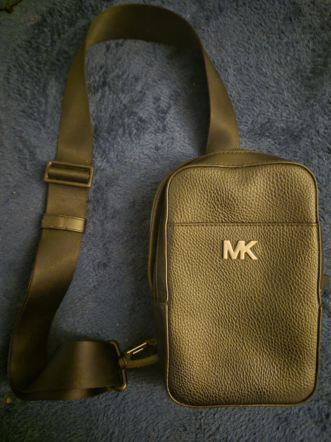 Micheal kors purse.