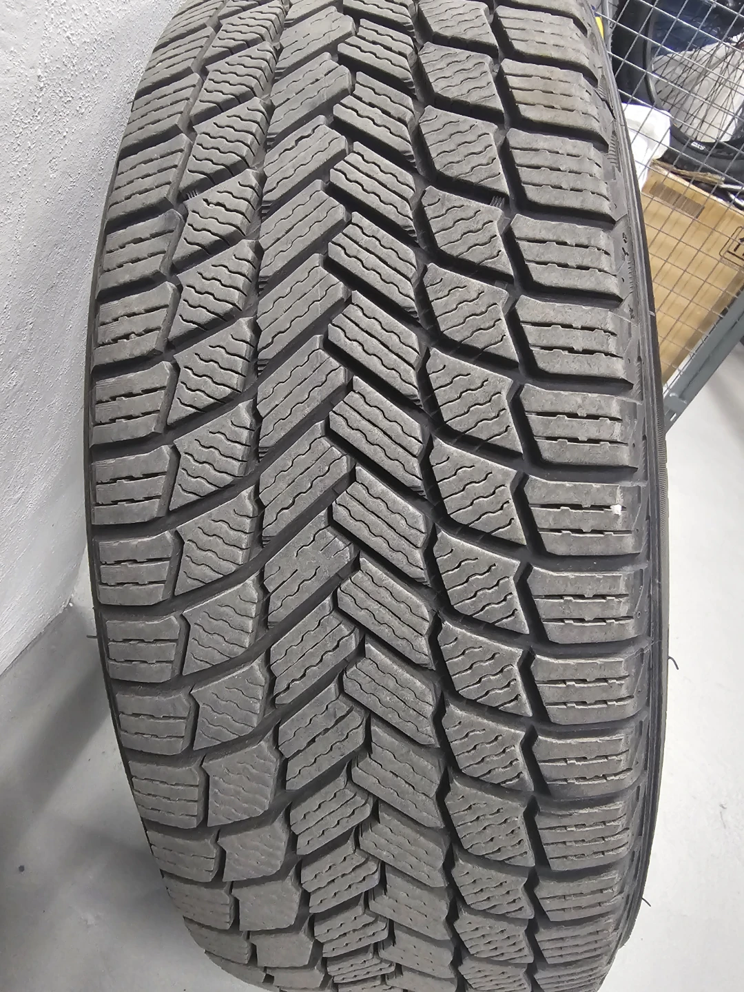 •2023 DOT Michelin X-Ice SUV + MSW Black Wheels 235/65R17 - photo 3