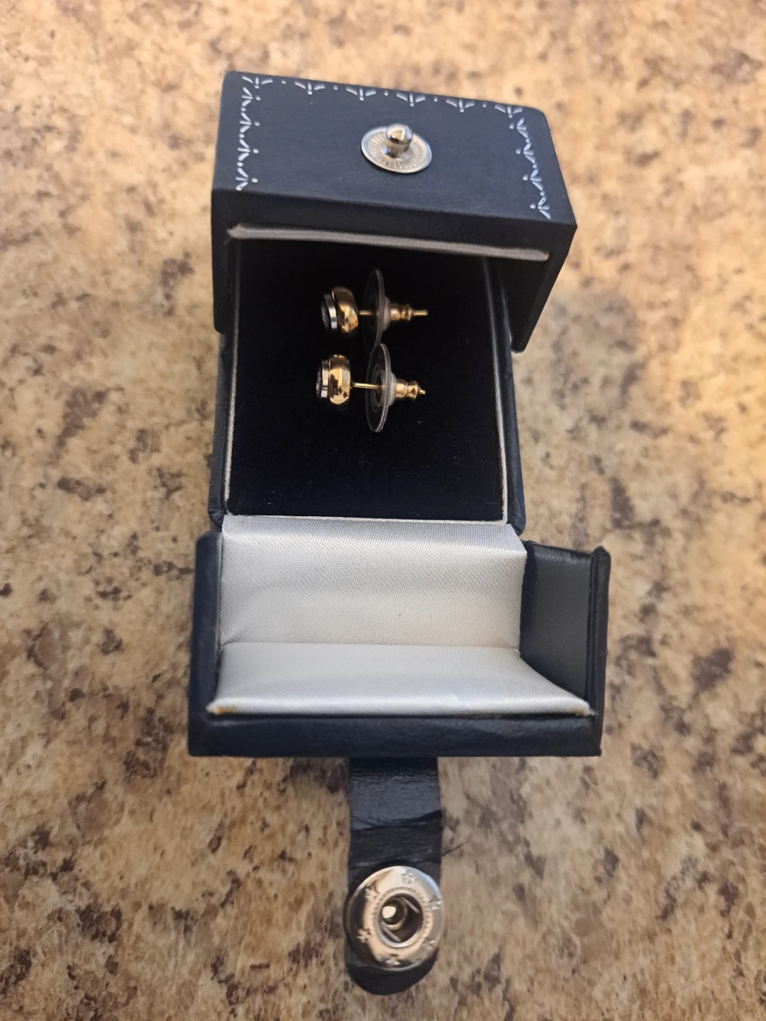 10K Gold Round Swarovski in Bezel Setting - photo 2