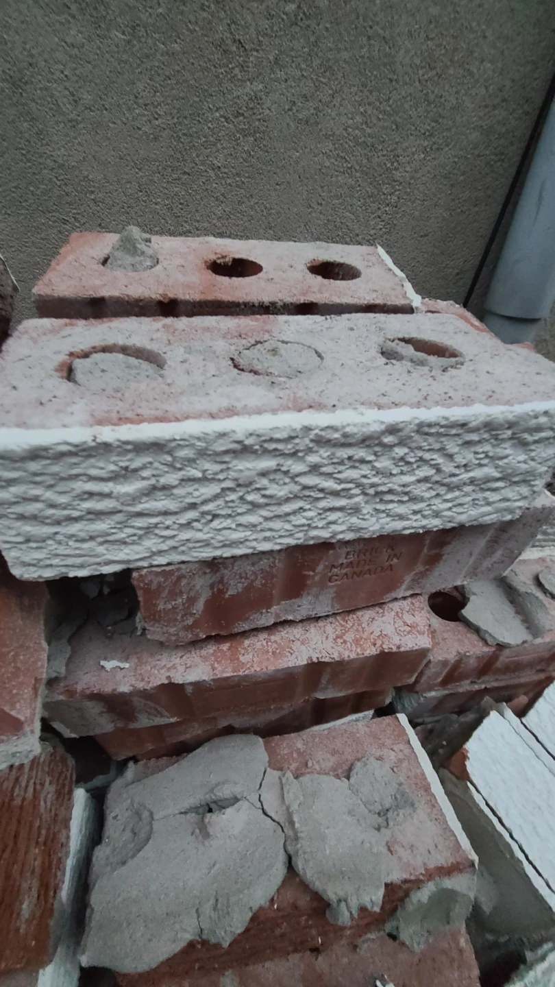 Free Bricks - photo 2