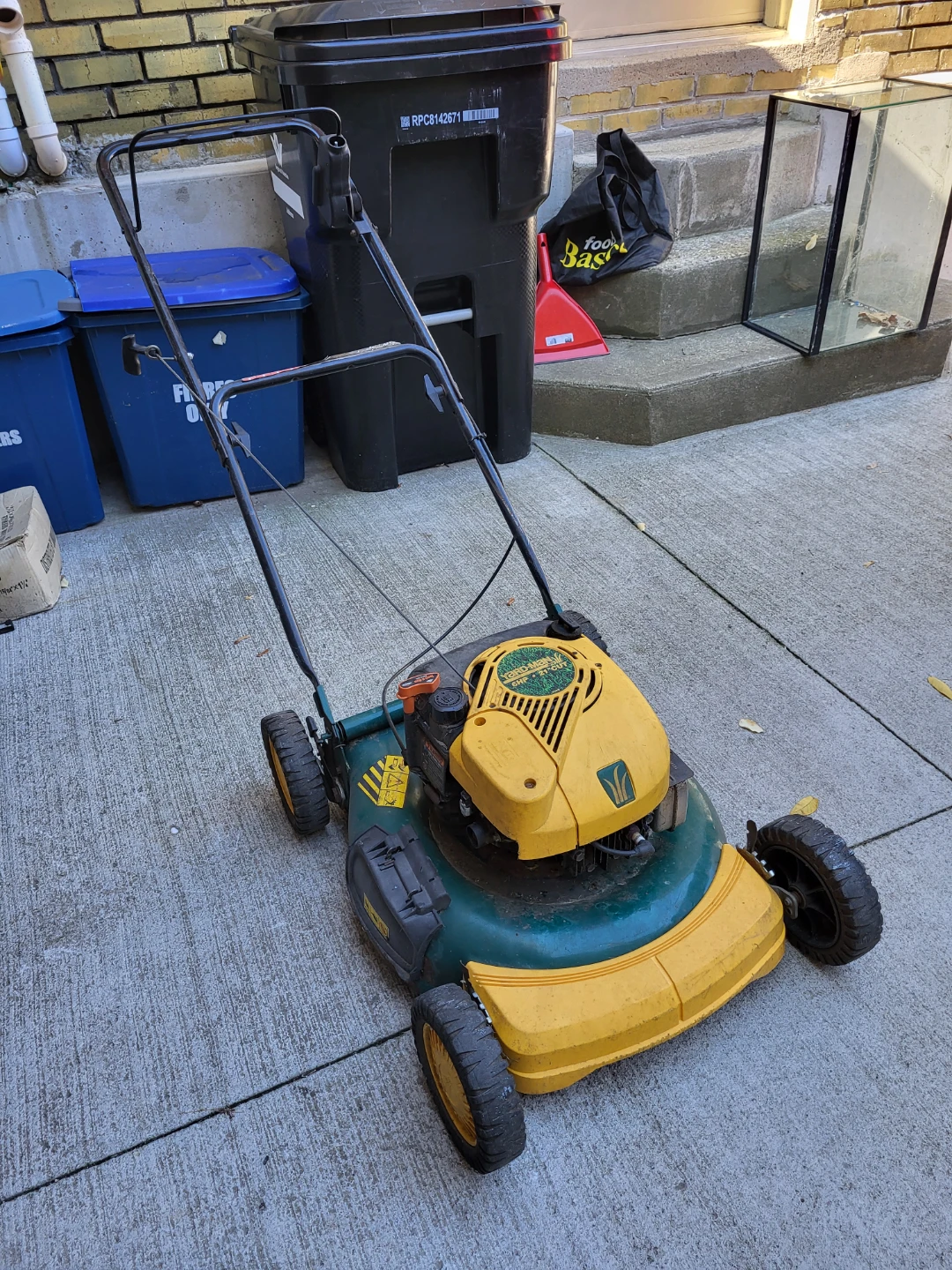 Yard-Man 6HP 21-inch Lawn Mower