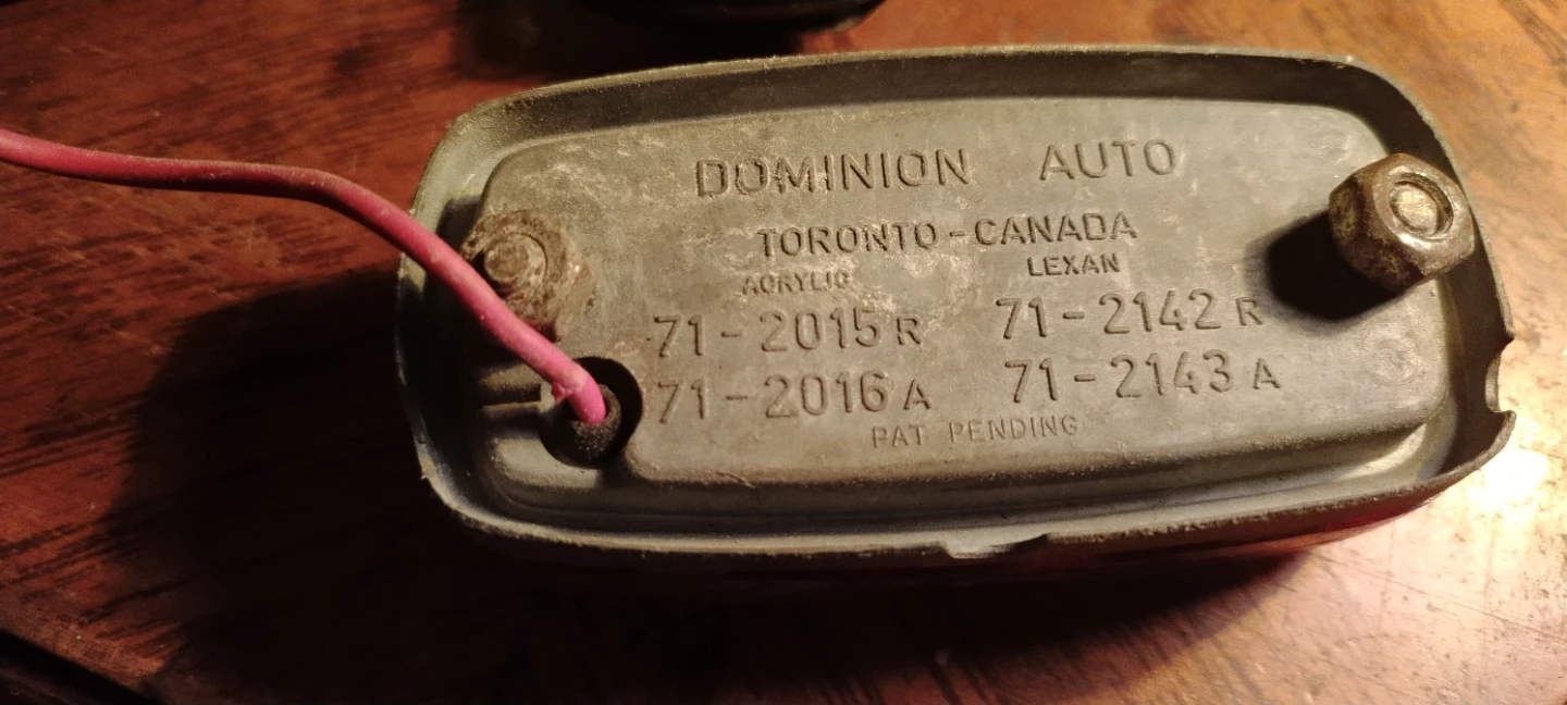 Dominion Auto Marker Lights - photo 2
