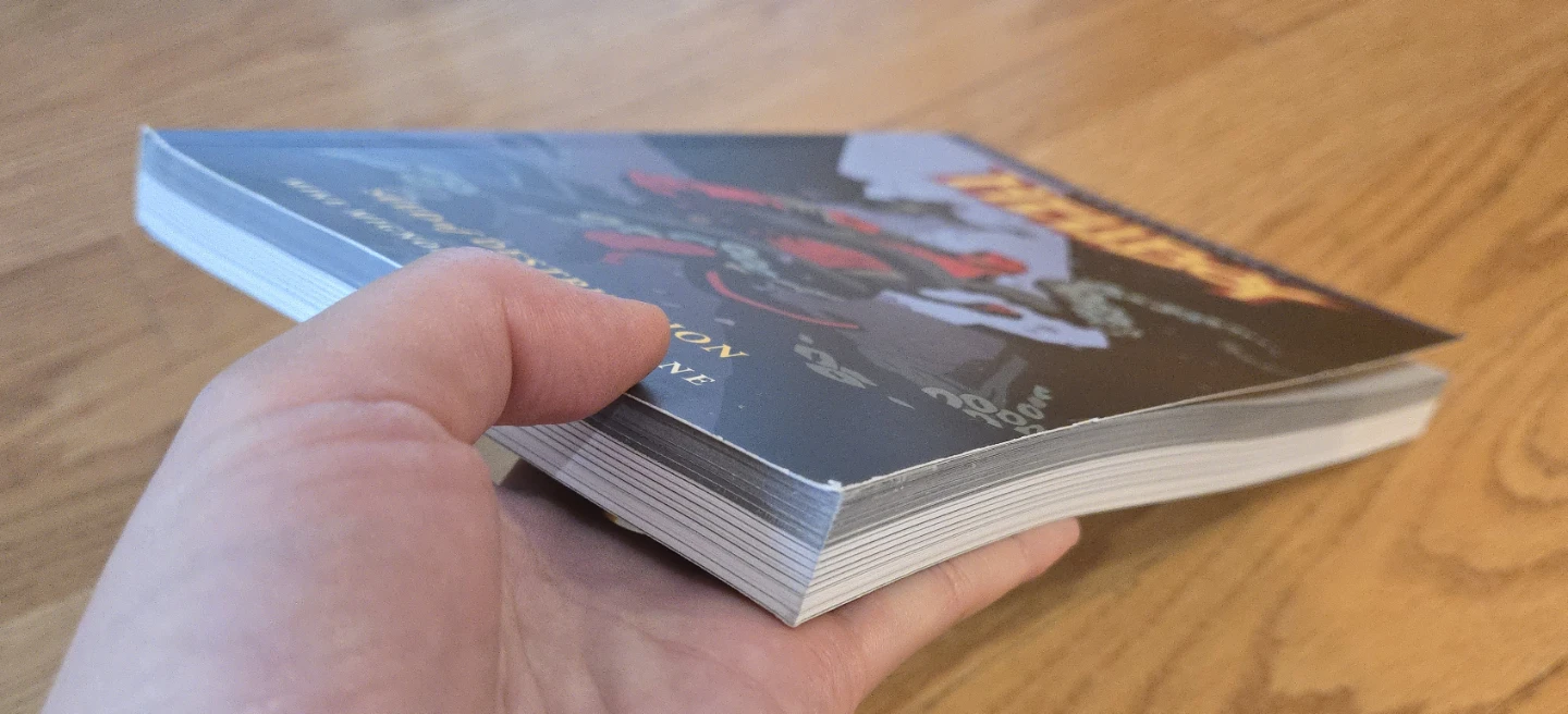 Hellboy comic book in full colour - Omnibus Volume 1 - photo 3