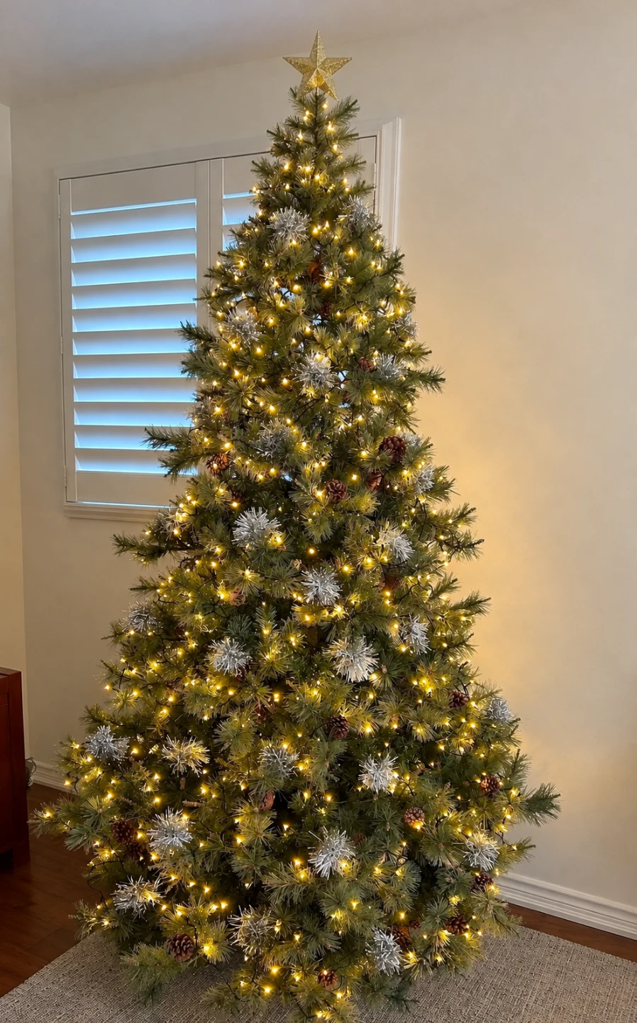NOMA 7' Pre-Lit Henry Fir Christmas Tree – Like New, In Box