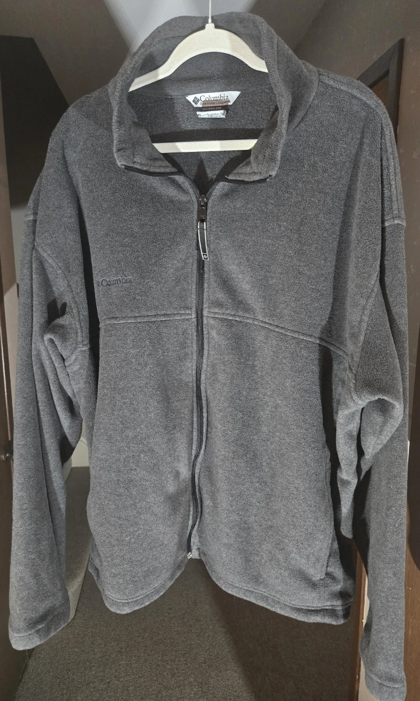 2XL Men's Columbia Fleece.  Grey full-zip. EUC.