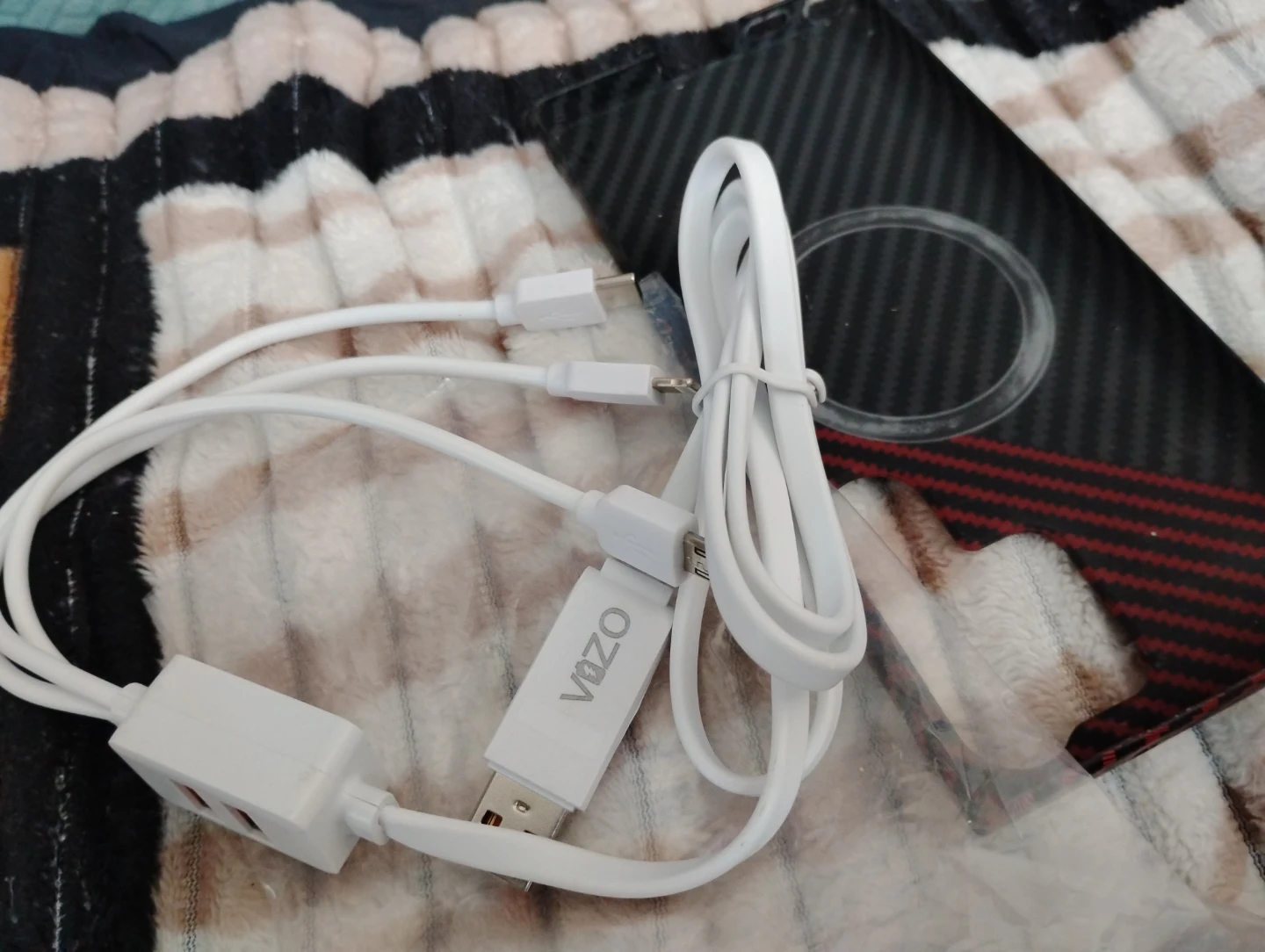 Vizo Multi-Port USB Charging Cable