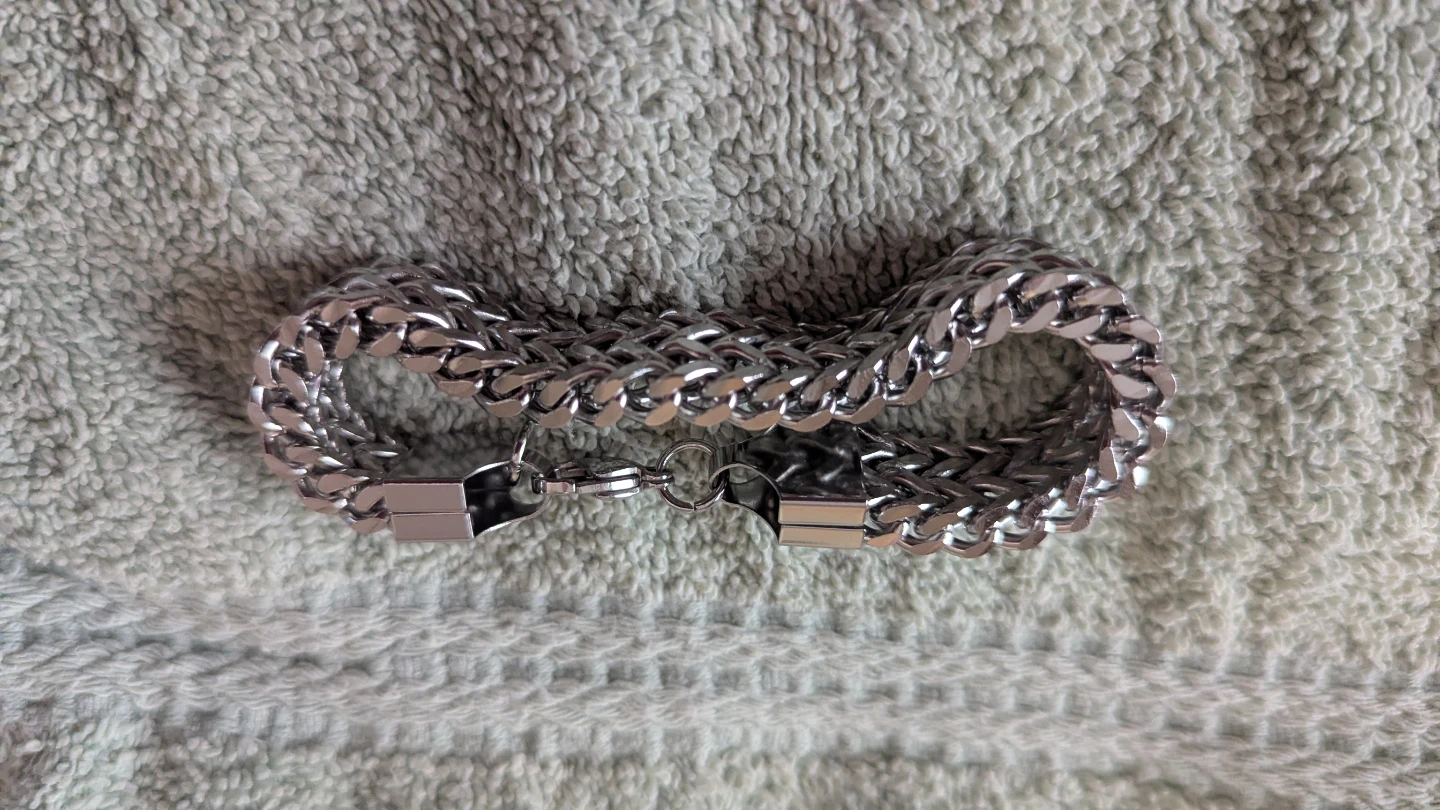 Set of Three Vintage Style Bracelets - photo 5