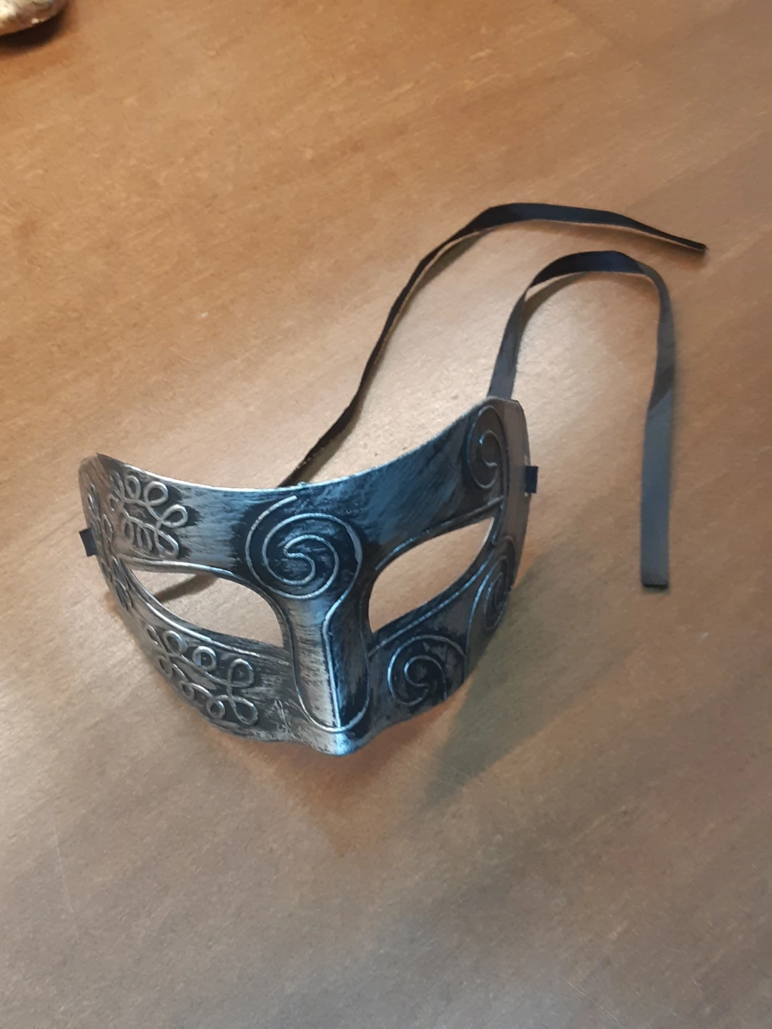 vintage-style silver Greek-Roma half-face masquerade mask. - photo 2
