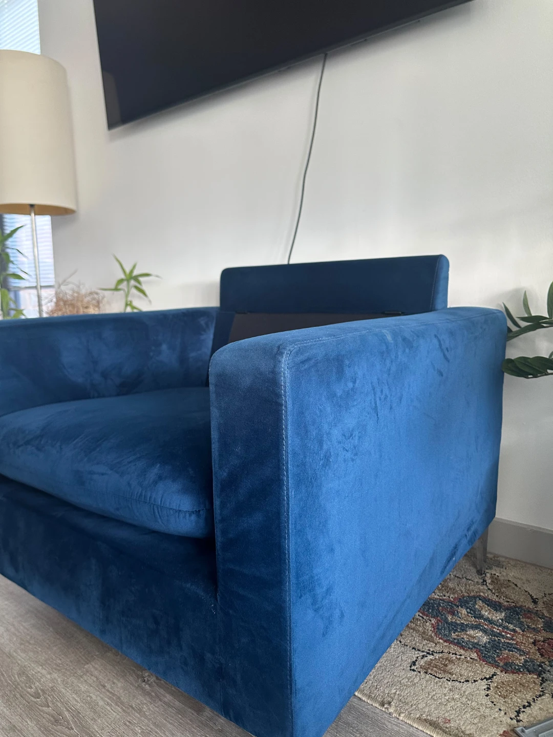 Blue Velvet Accent Chair/sofa - photo 3