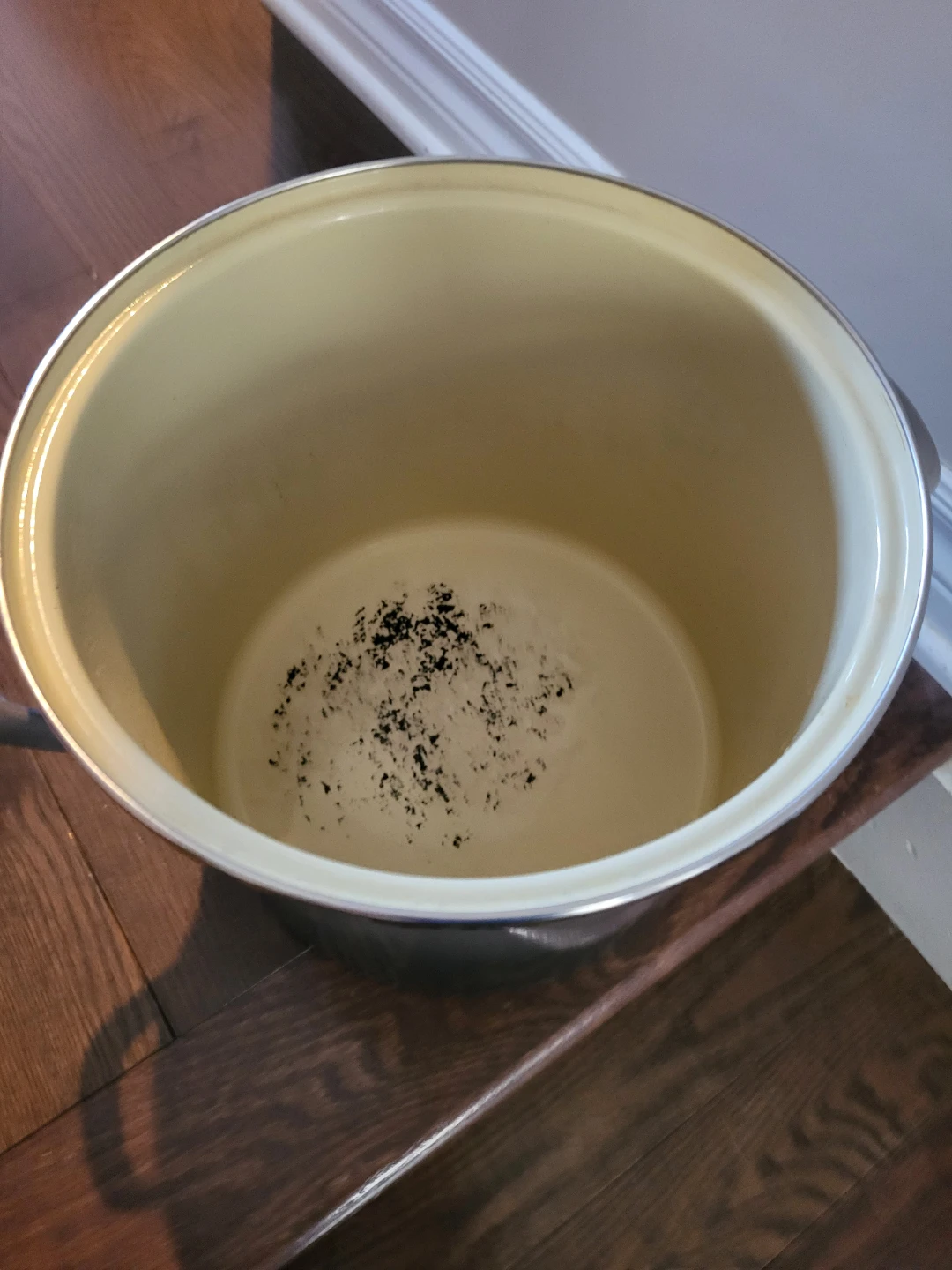 Le Creuset Enamel Stock Pot- Burnt Bottom