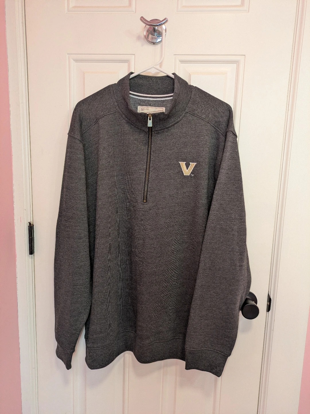 League Quarter Zip Villanova Charcoal Gray NWT Size XL