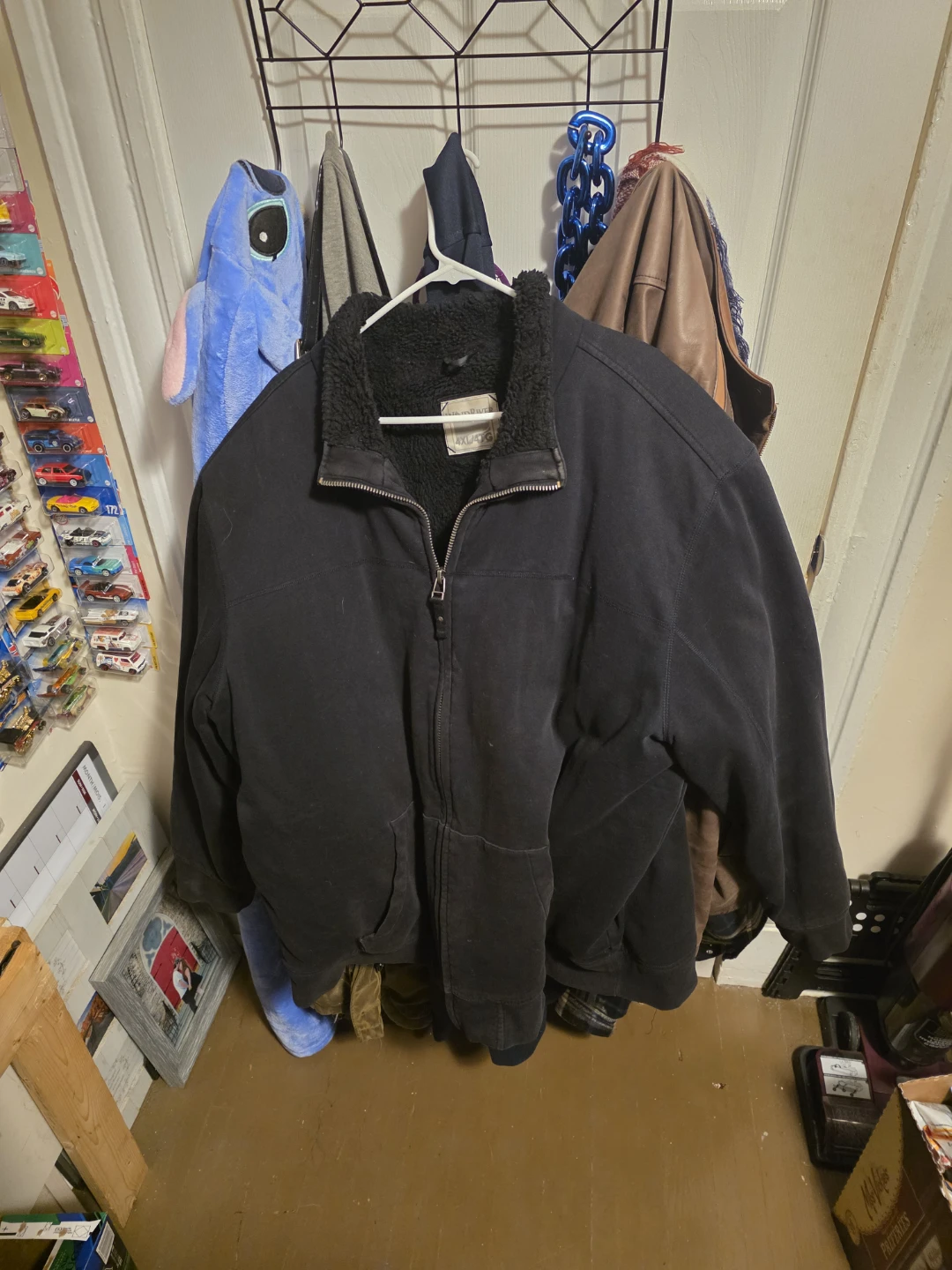 WindRiver Black Fleece-Lined Jacket