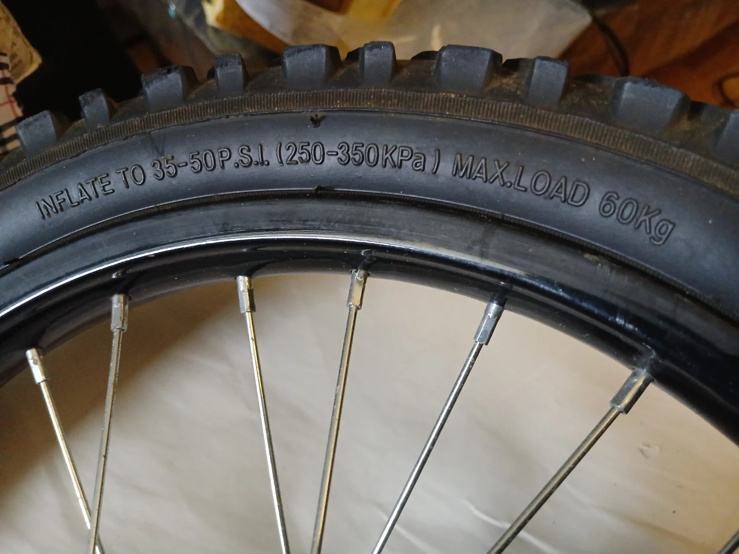 16-inch bicycle wheel with tire - photo 2