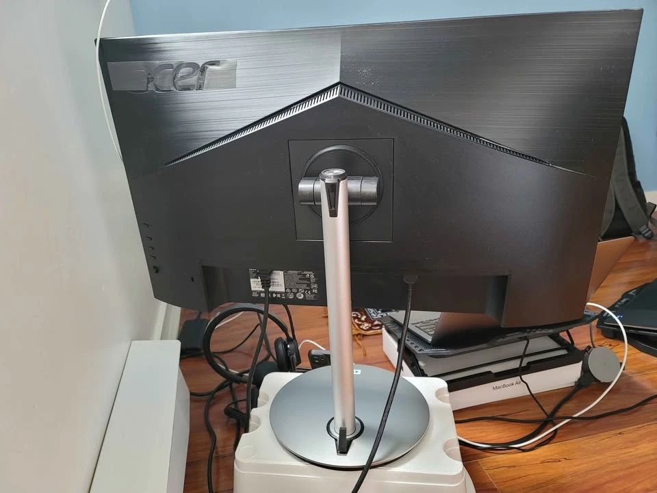 Acer Computer Monitor 27" - photo 2