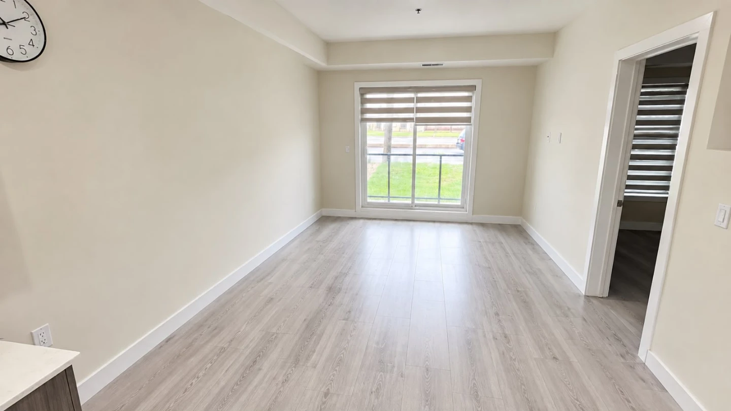 1 Bed 1 Bath- Apartment - photo 3