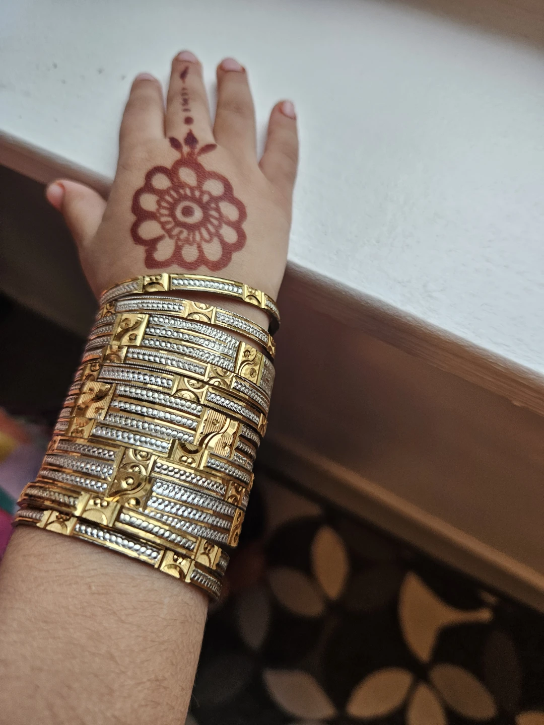 Assorted Decorative Bangle Set for 1 to 2 years girl.  $3 each - photo 2