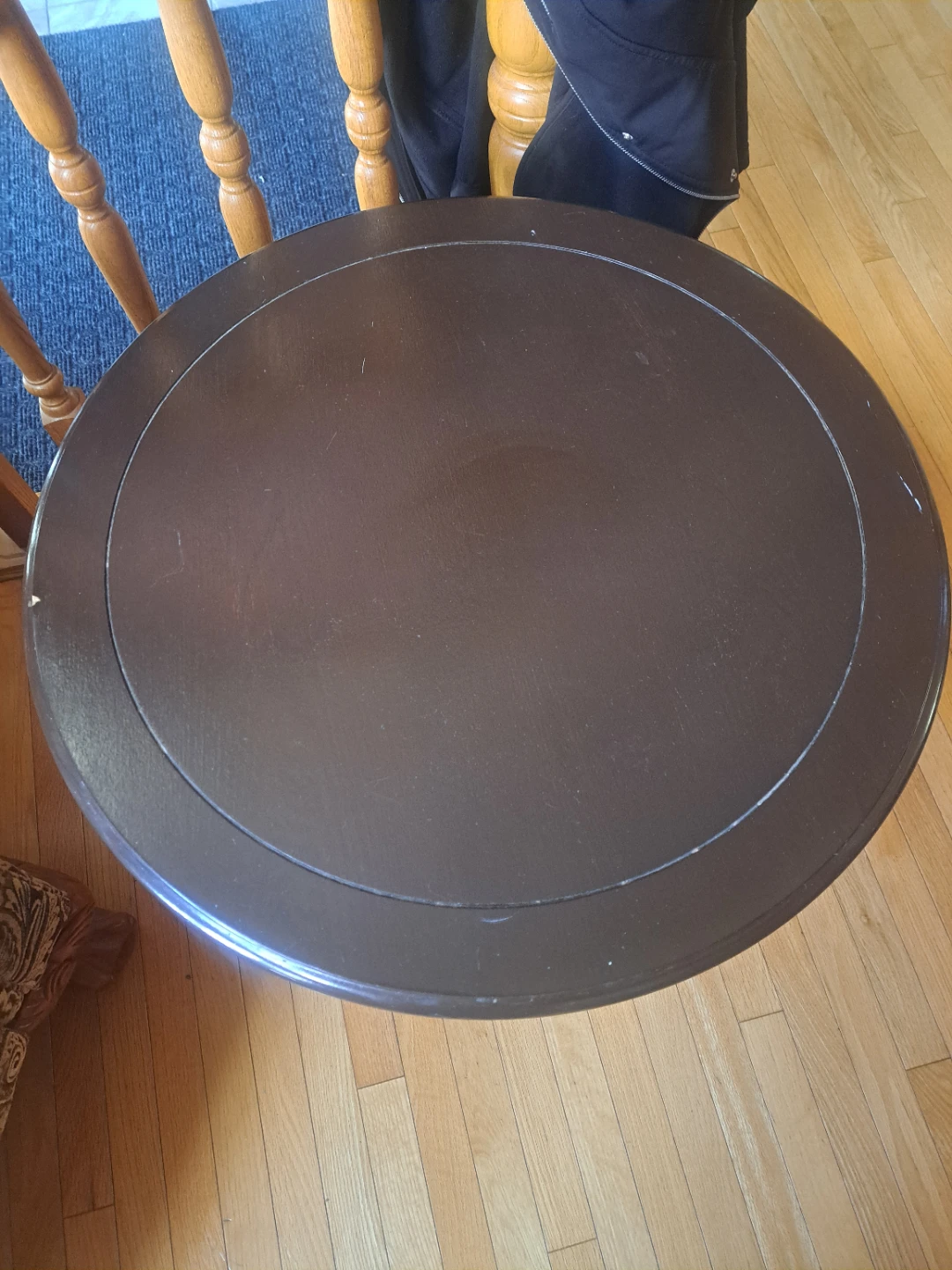 Round Wooden Side Table - photo 2