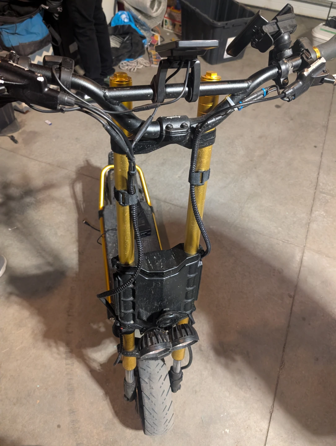 Kaabo Wolf King GT Electric Scooter - photo 2