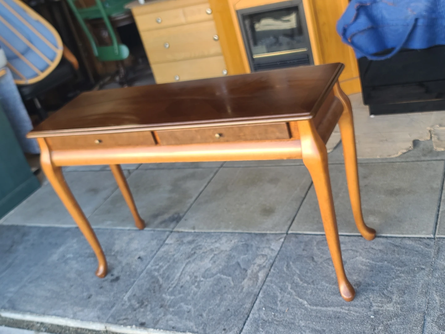Queen Anne Style Console Table with Two Drawers - photo 2