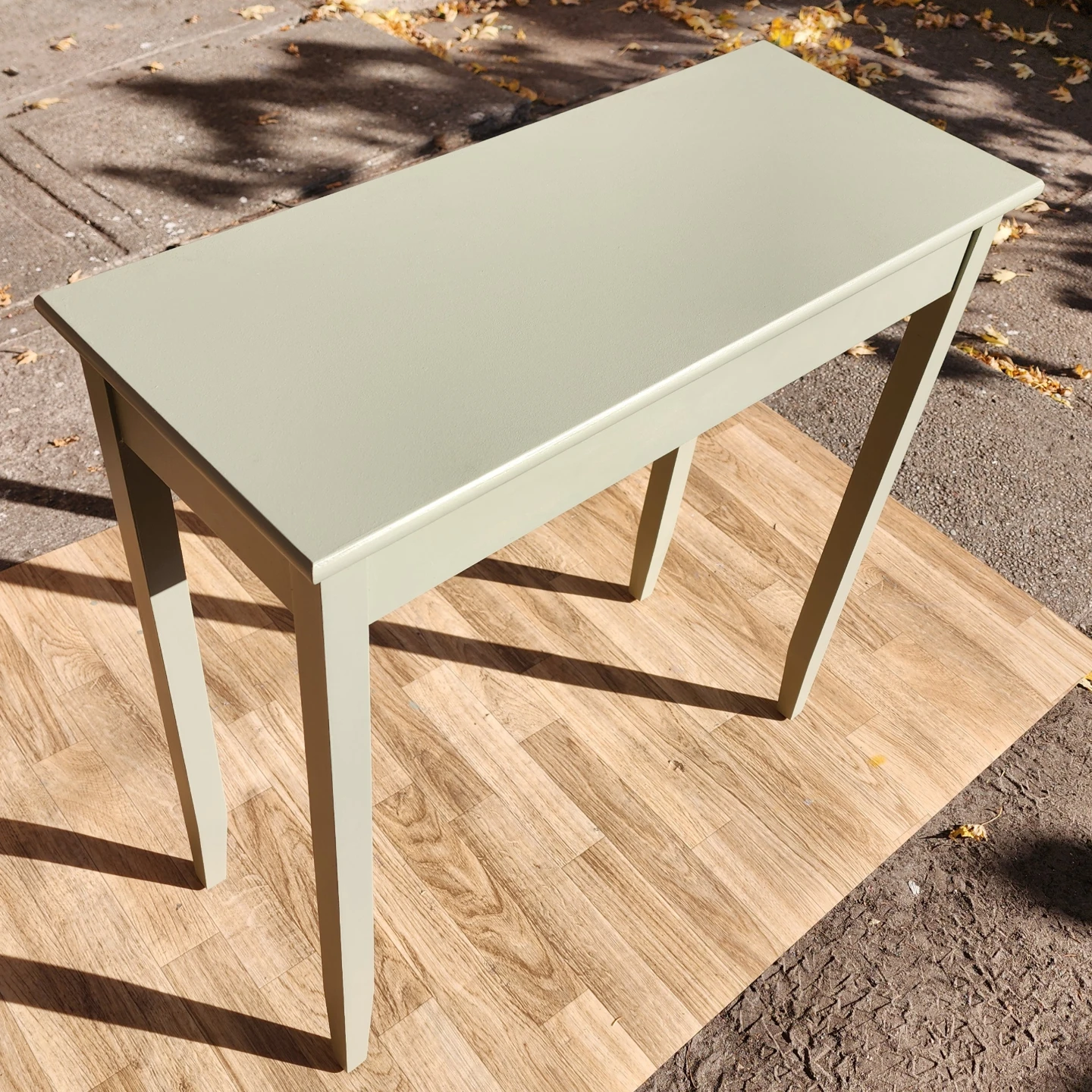 Sage Green Console Table with Floral Drawer 🌼 - photo 4
