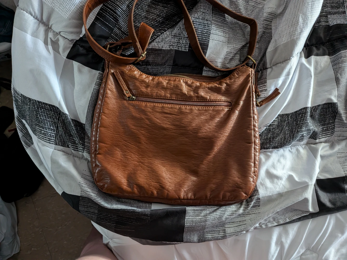 Cargo Brown Faux Leather Multi-Pocket Crossbody Bag - photo 2