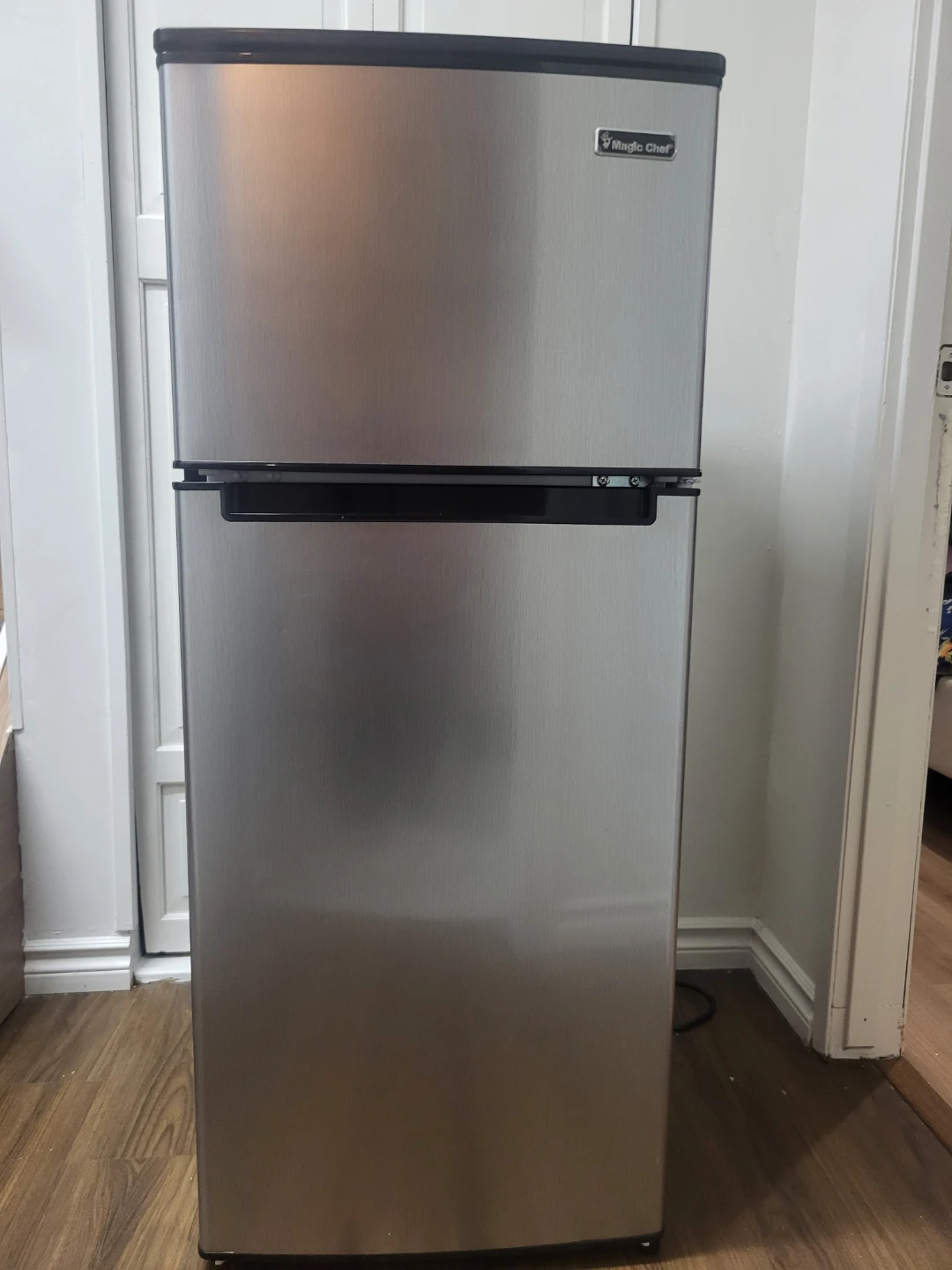 Magic Chef Mini Fridge