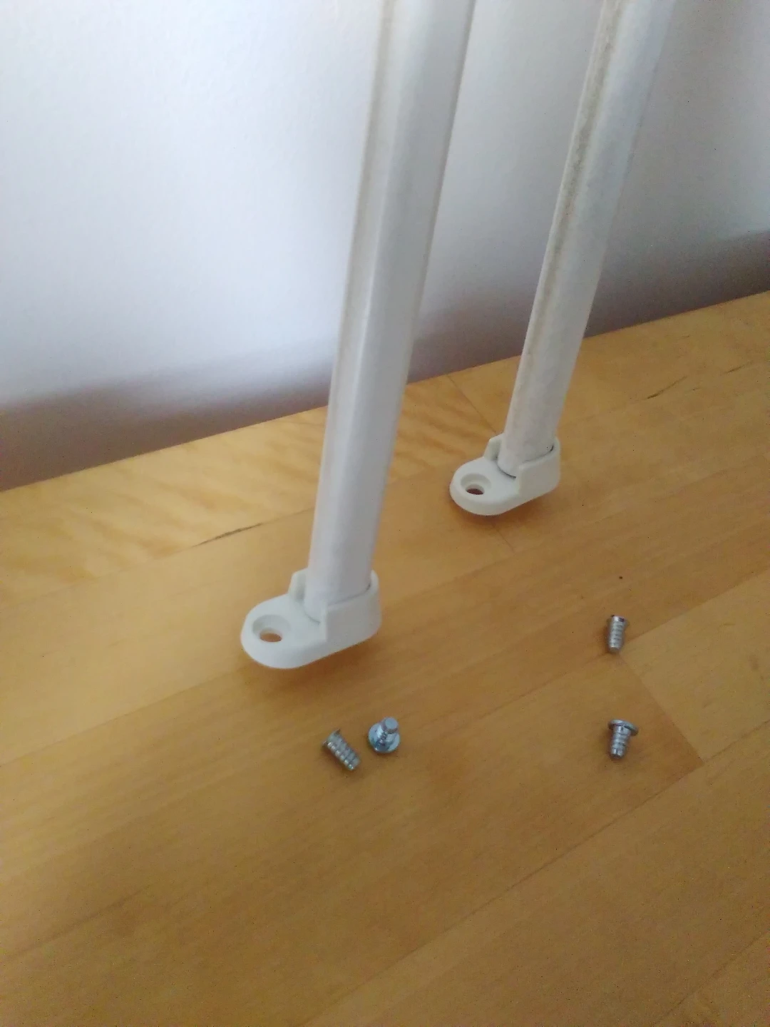 22 11/16" hanger rods Ikea - photo 2