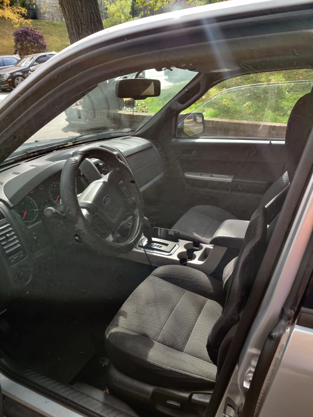 Silver Ford Escape XLT - photo 5