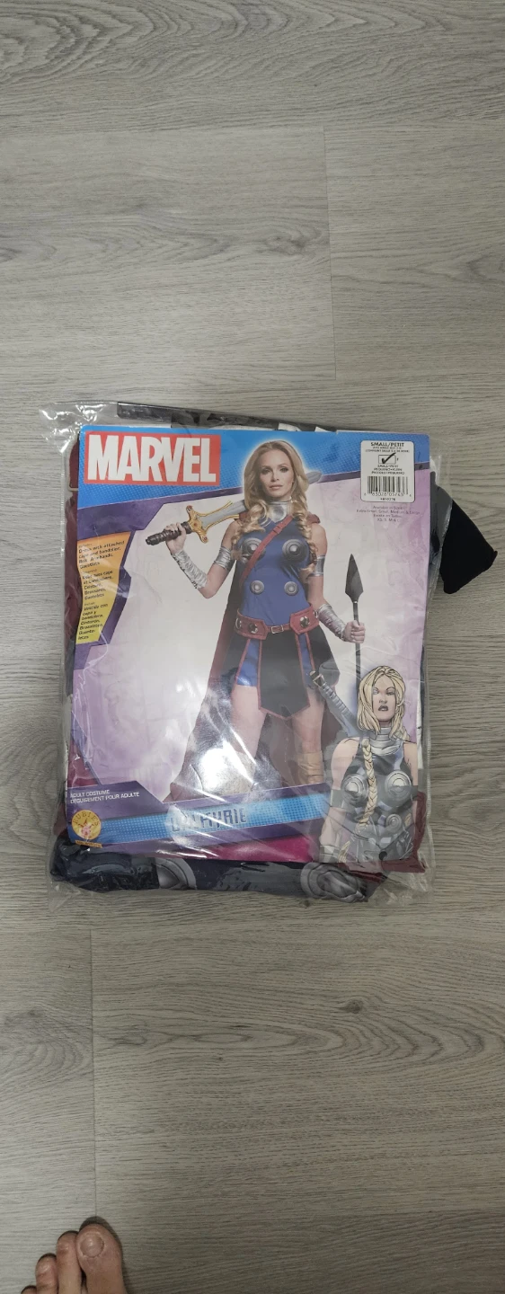 Marvel Valkyrie Adult Costume Size Small - photo 4