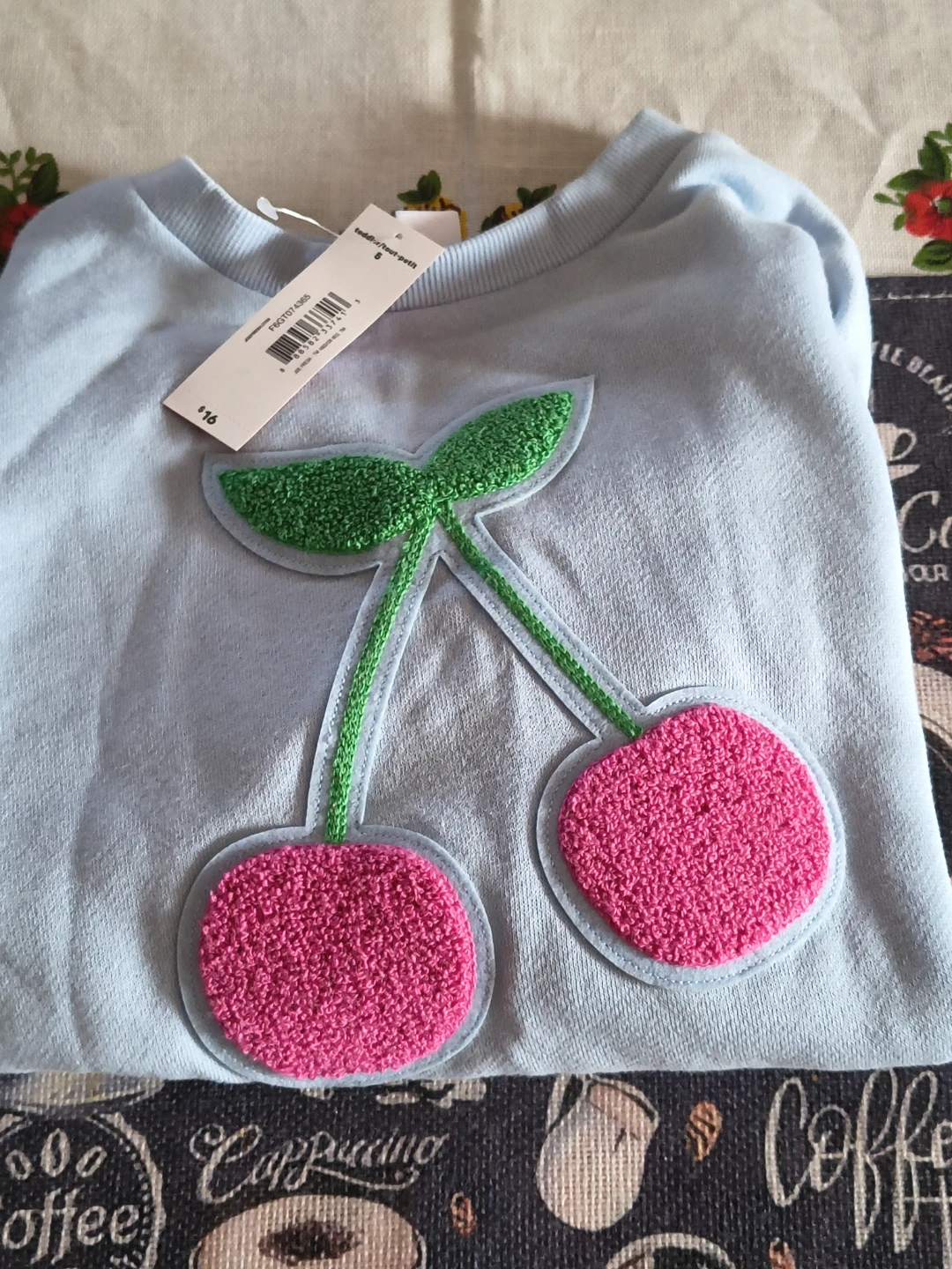 Cherry Sweatshirt Christmas gift! - photo 5