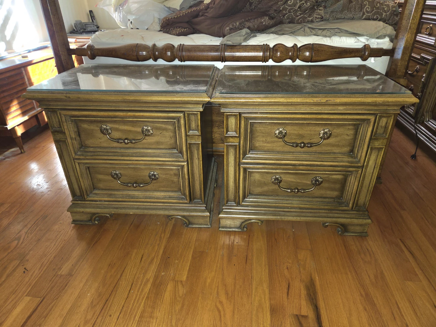 Thomasville Dresser Set Spanish Mediterranean Style - photo 3