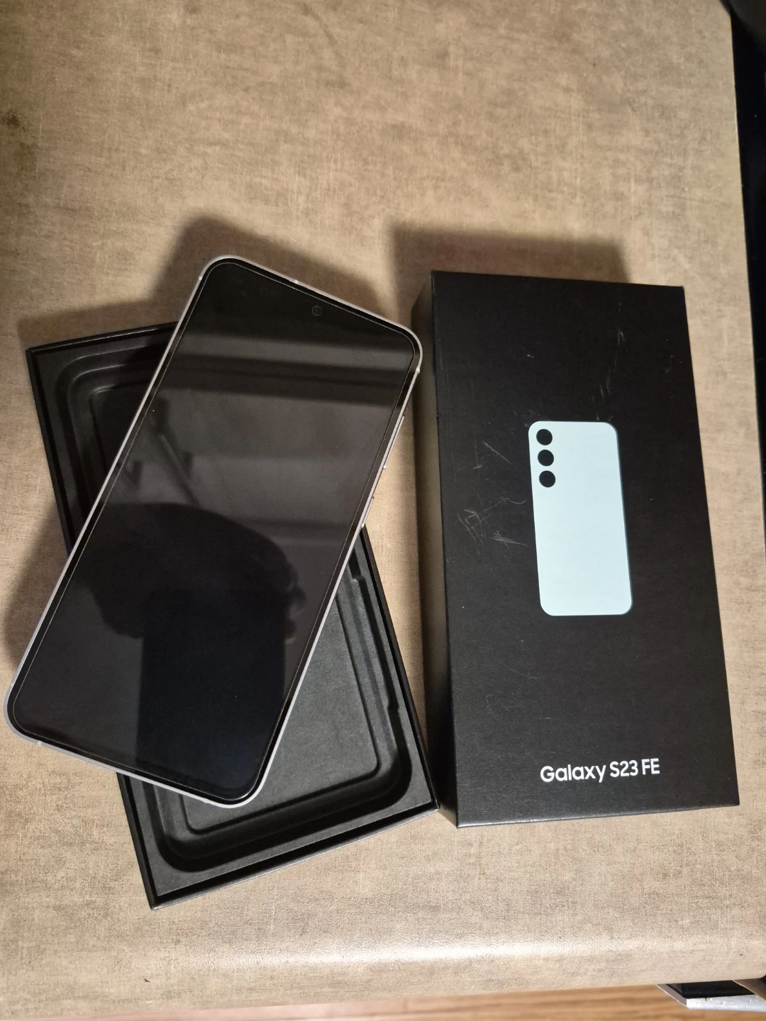 Samsung Galaxy S23 FE