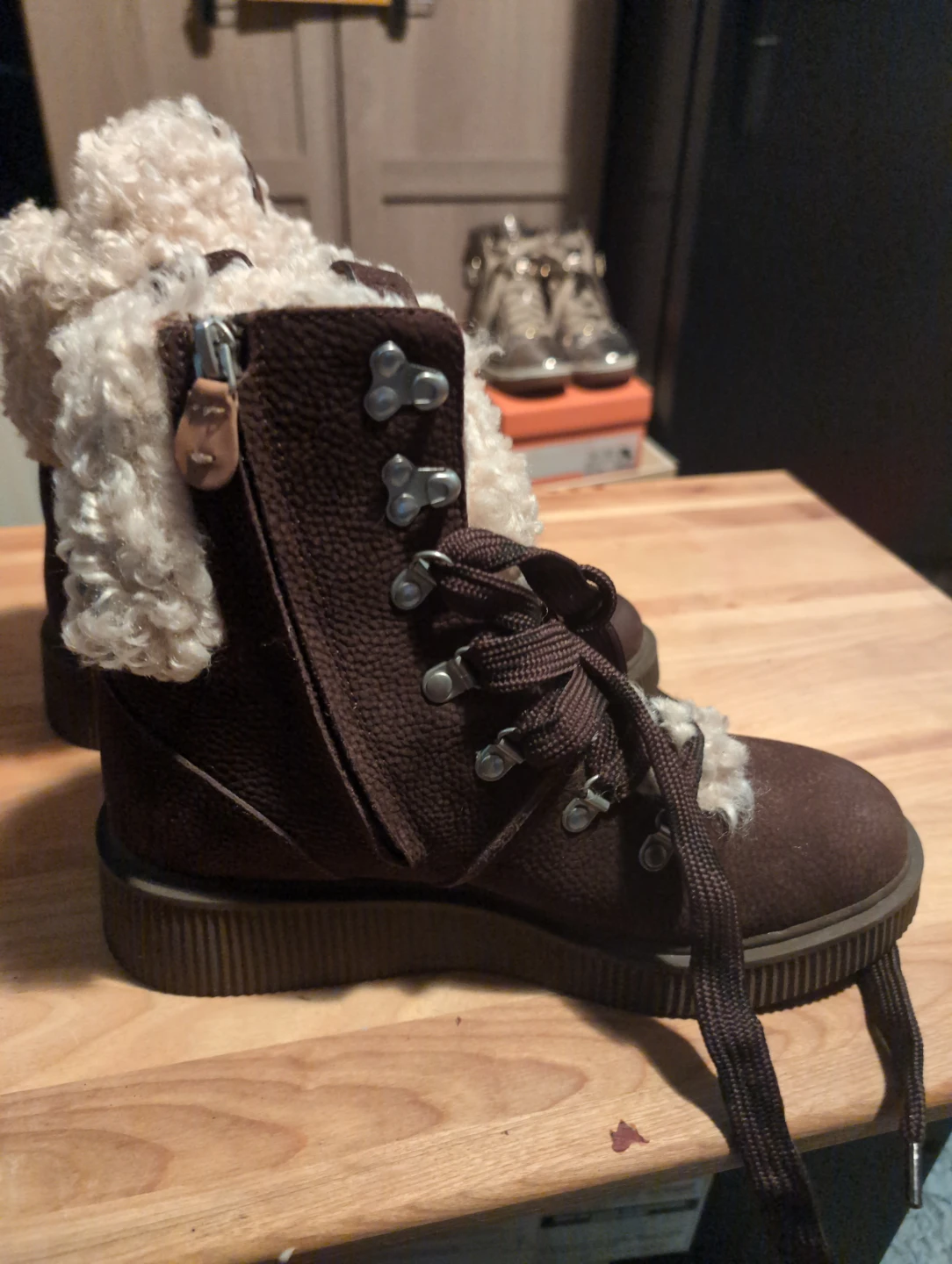 Gentle Souls by Kenneth Cole Brown Leather Winter Boots - photo 3
