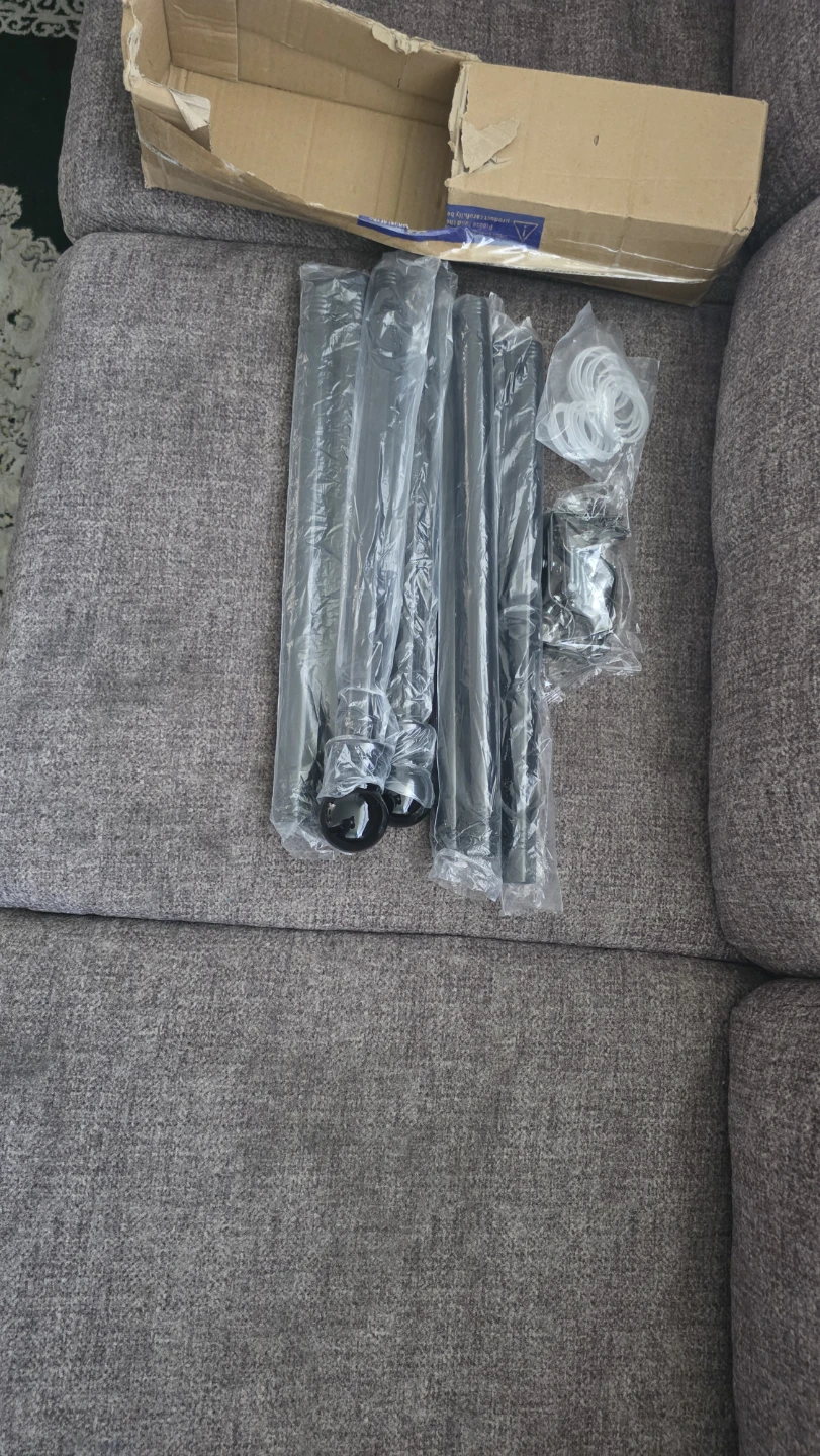 Black adjustable curtain rod - photo 4