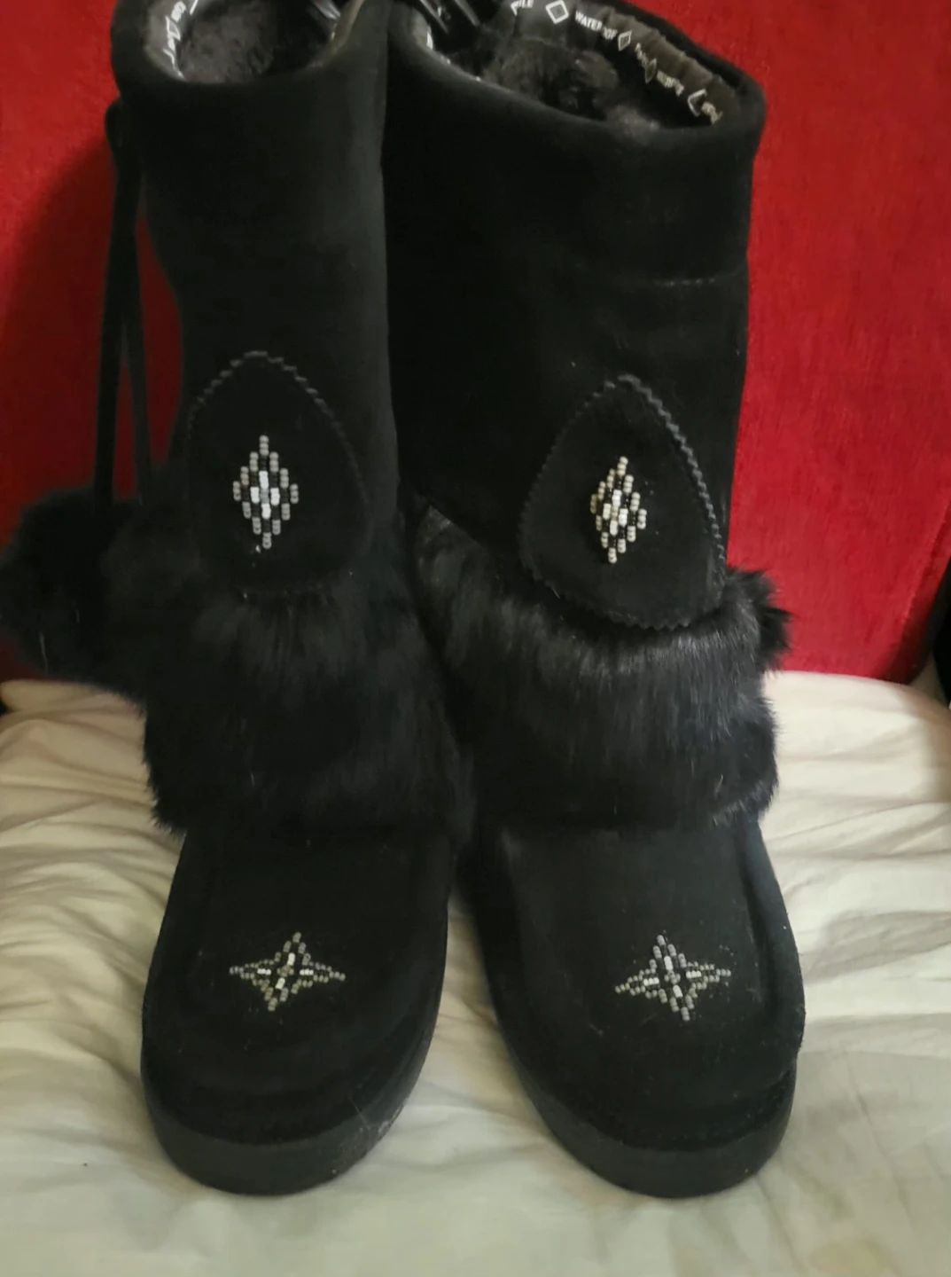 Manitobah Mukluks Waterproof Boots - Black Size 7