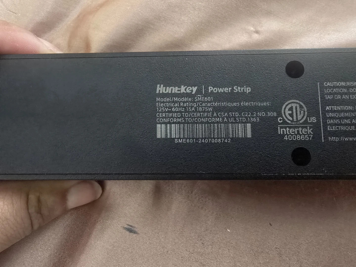 Huntkey SME607 Power Strip - photo 4