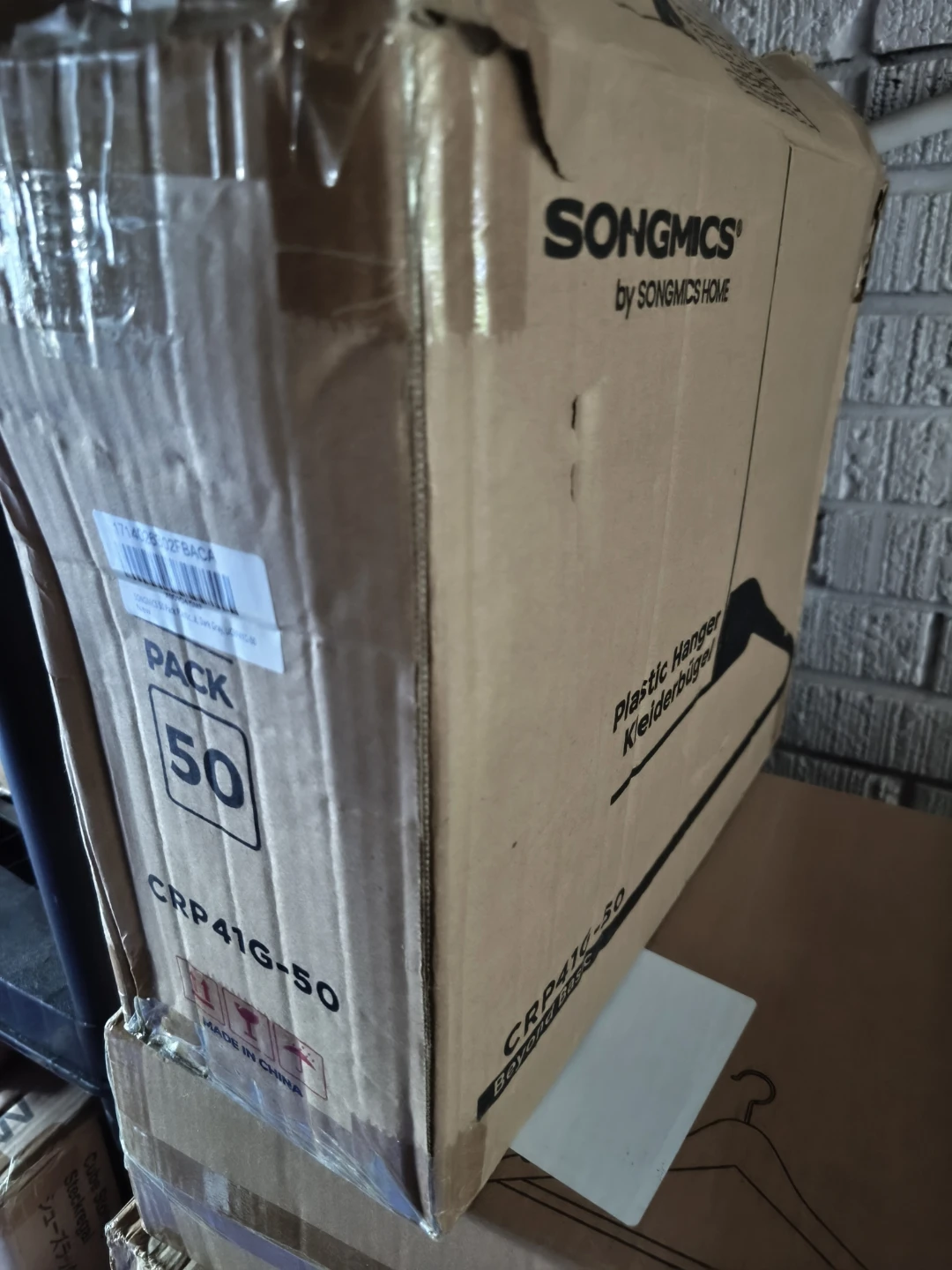 SONGMICS 50 Pack Heavy-Duty Plastic Suit Hangers