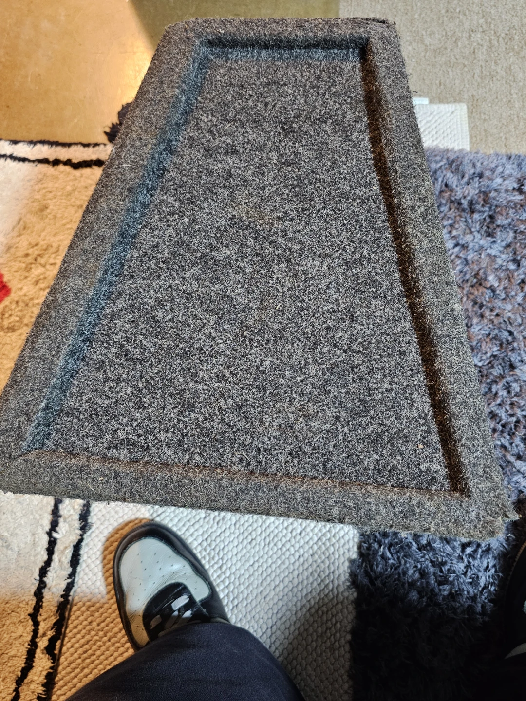 12" Empty Car Subwoofer Enclosure - photo 3