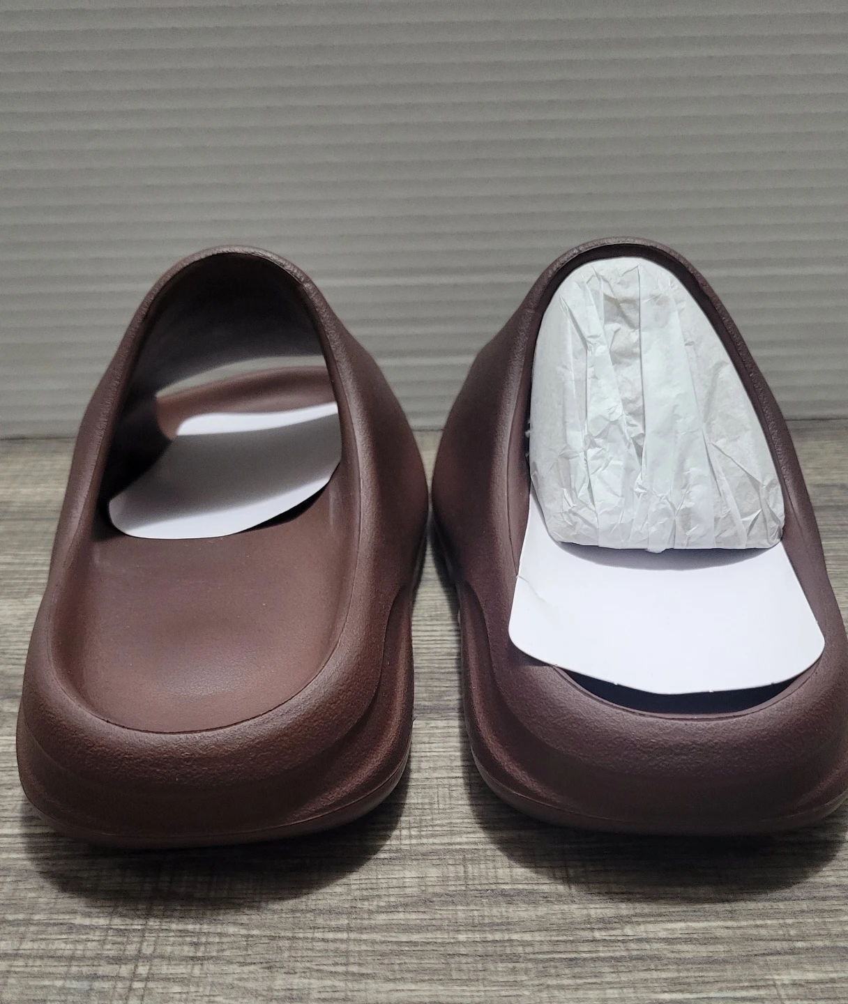 Adidas Yeezy Slide Brown size 9 New - photo 4