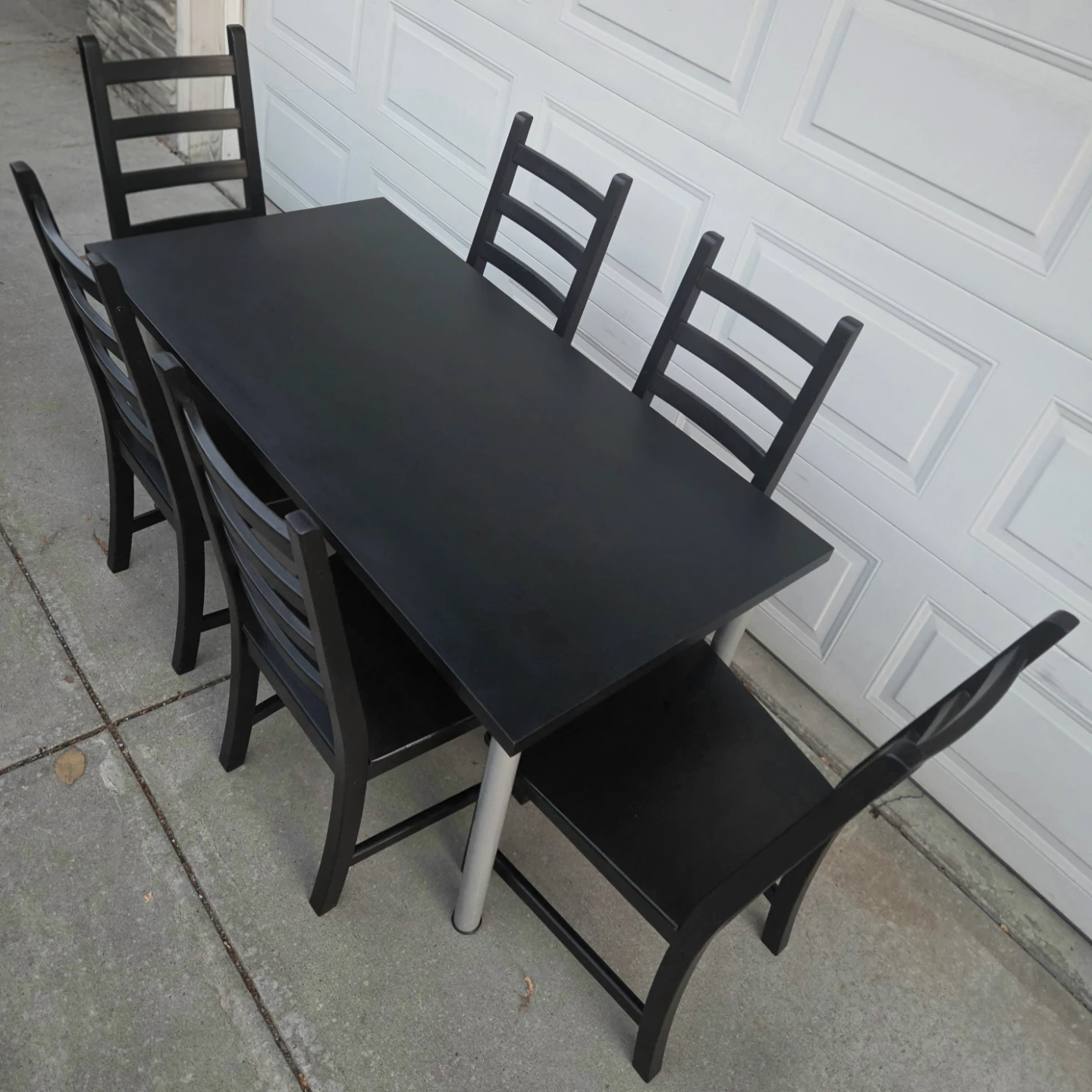 IKEA Dining Set. Table and 6 Dark Wooden Chairs. Great Condition - photo 2