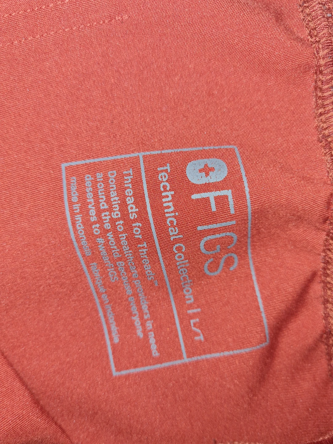 FIGS Zamora Jogger Scrub Pants 🍒AUBURN🍒 Size LARGE - photo 5