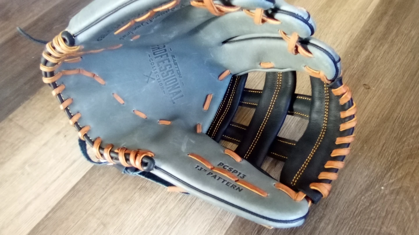 Easton Professional Collection Baseball Glove - photo 2