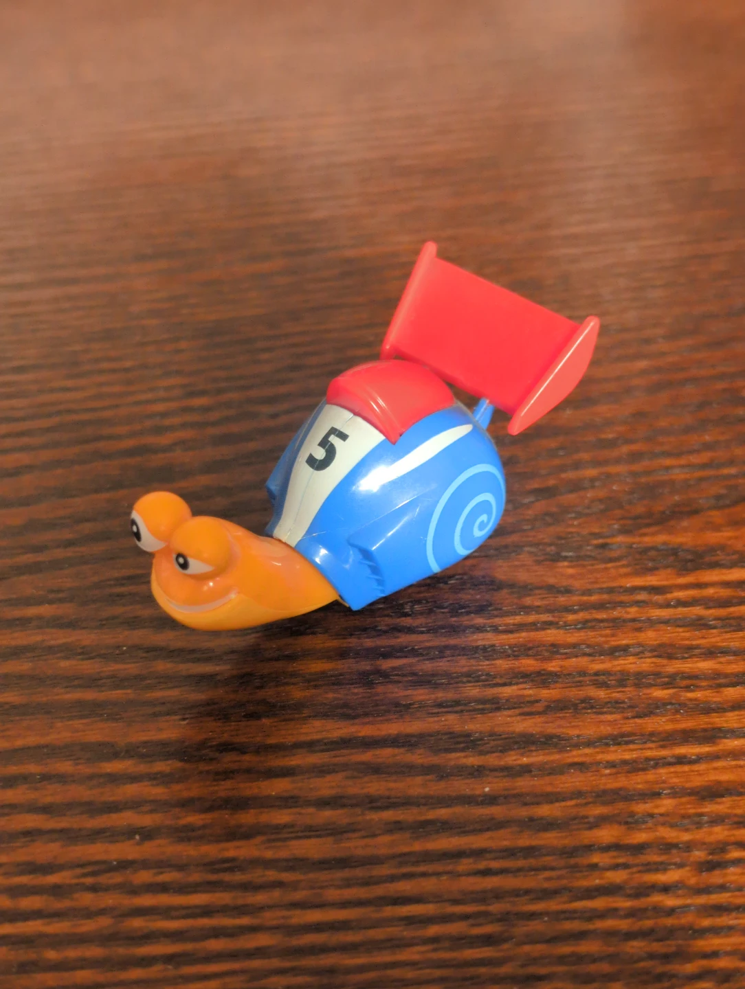 Turbo Snail Pull-Back Toy Car