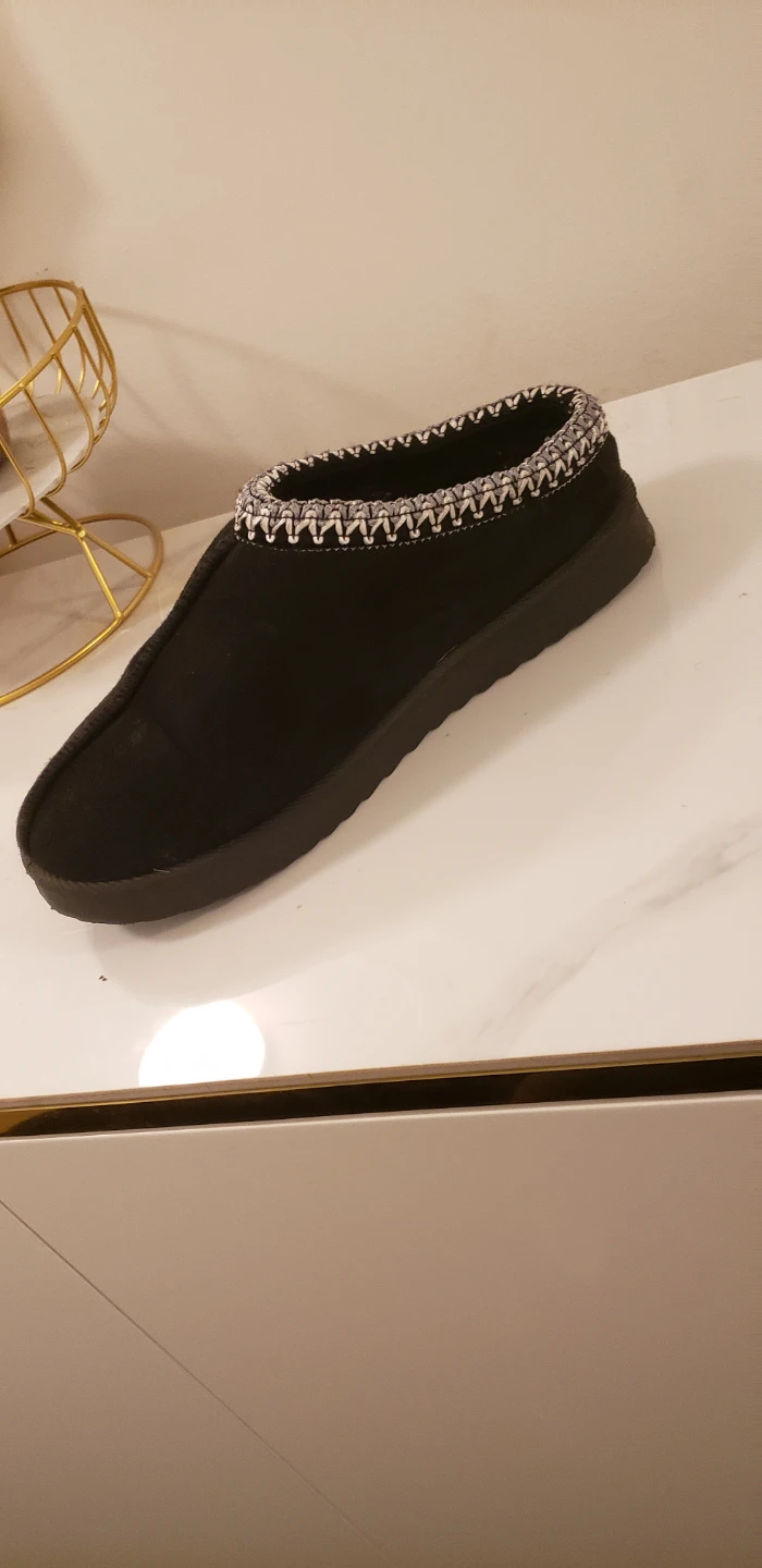 12 - 14 yr olds. Black tasman Slippers. - photo 3