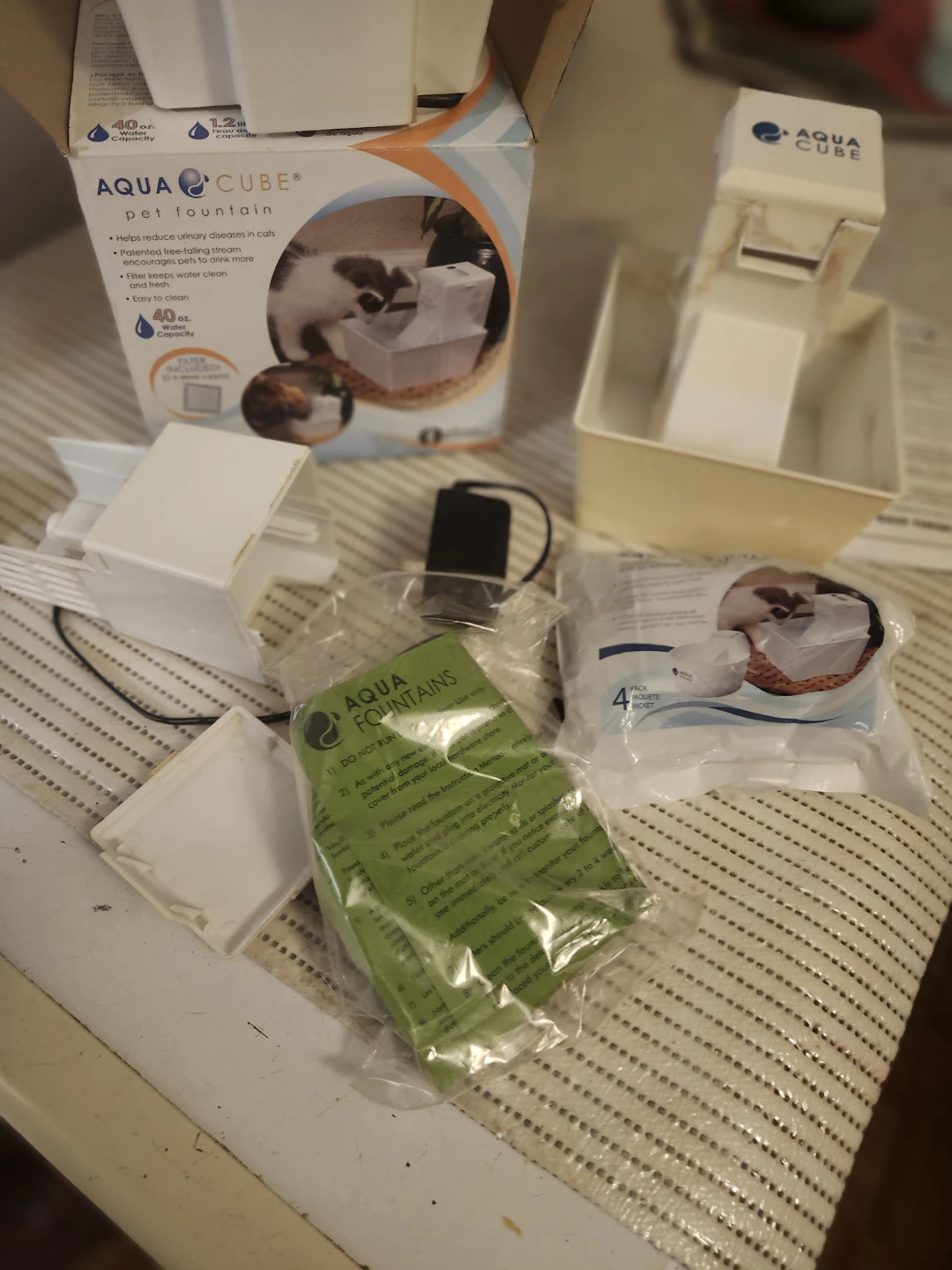 2 Aqua Cube Pet Fountain - 10$ both
