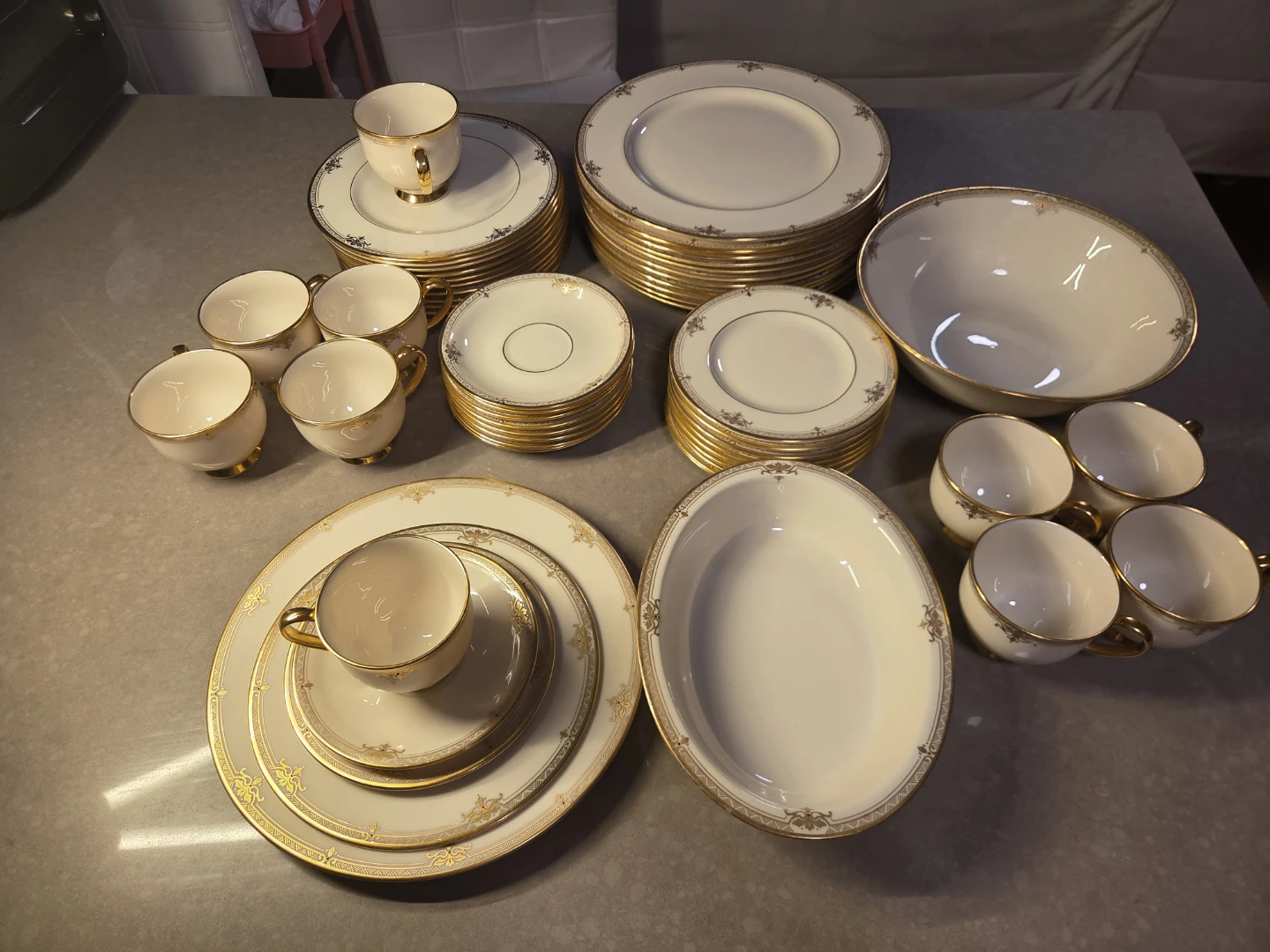 Lenox Presidential Collection Dinnerware (53-Pc Set) - photo 4